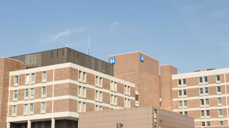 100 Great Hospitals in America 2025 poster